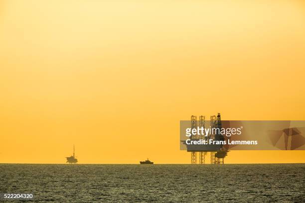 netherlands, economic zone on north sea. gas production - oil and gas industry stock pictures, royalty-free photos & images
