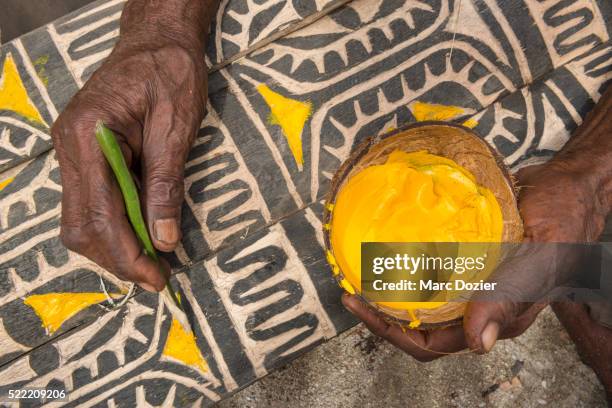 papuan craft - papua neuguinea stock pictures, royalty-free photos & images