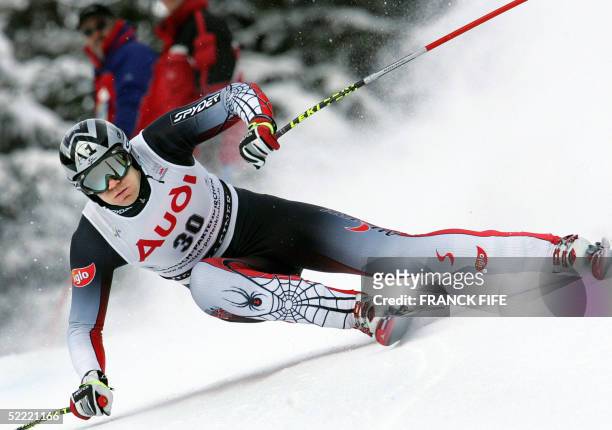 Germany: Austria's Michael Walchhofer skis to place fifth in the men's World Cup super-G in Garmisch-Partenkirchen, 20 February 2005. Austria's...