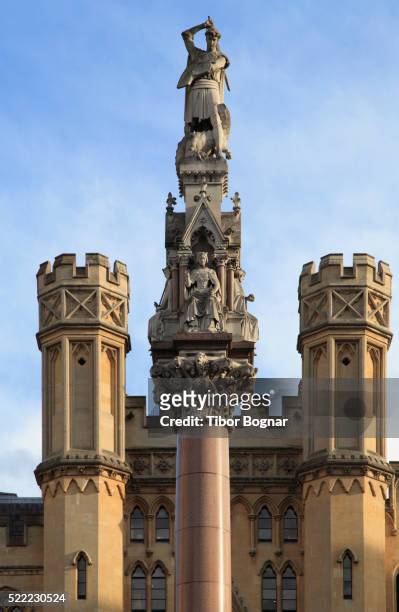 london, westminster, the sanctuary, st george statue - dean's yard stock pictures, royalty-free photos & images