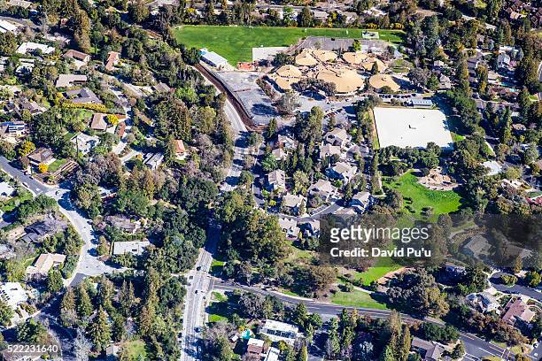 suburban palo alto - mountain view california stock-fotos und bilder