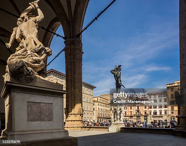 loggia dei lanzi - piazza della signoria stockfoto's en -beelden