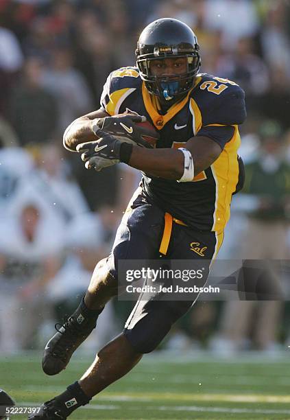 Marshawn Lynch of the California Golden Bears carries the ball during the game against the Oregon Ducks at Memorial Stadium on November 6, 2004 in...