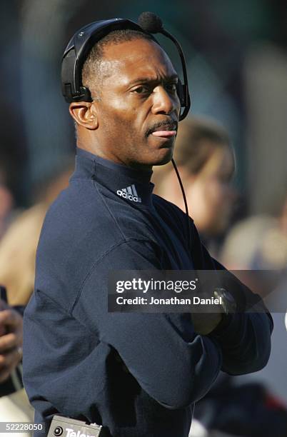 Head coach Tyrone Willingham of the University of Notre Dame Fighting Irish watches the game against the University of Pittsburgh Panthers on...