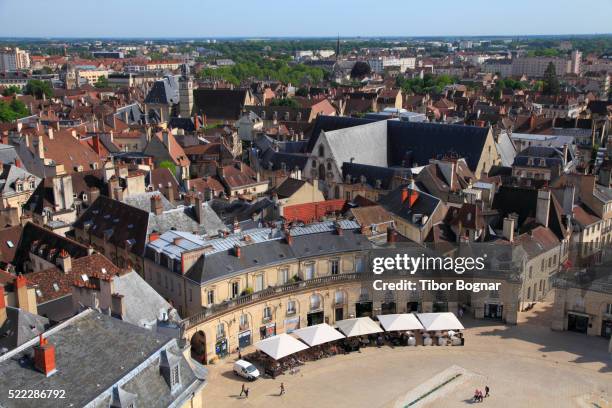 bourgogne, dijon, place de la libžration - dijon - fotografias e filmes do acervo