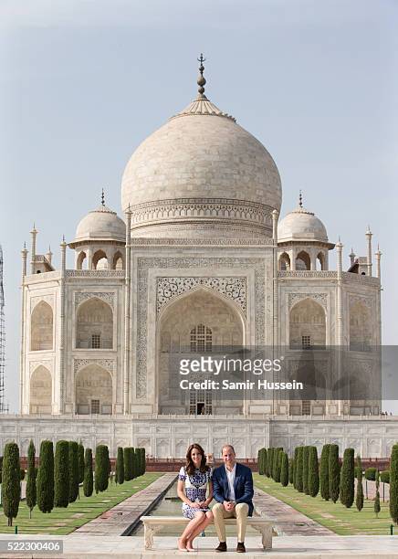 Prince William, Duke of Cambridge and Catherine, Duchess of Cambridge pose in front of the Taj Mahal on April 16, 2016 in Agra, India.