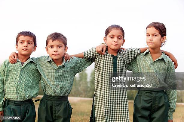 gruppo di studenti - haryana foto e immagini stock