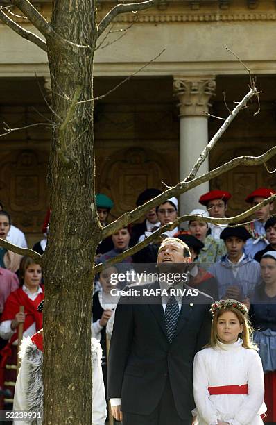 President Basque Tree Of Gernika Photos and Premium High Res Pictures - Getty Images