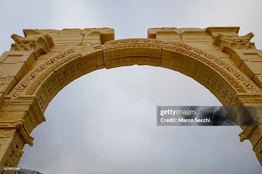 Finishing Touches Are Made To A Replica Of The Triumphal Arch That Stood At Palmyra