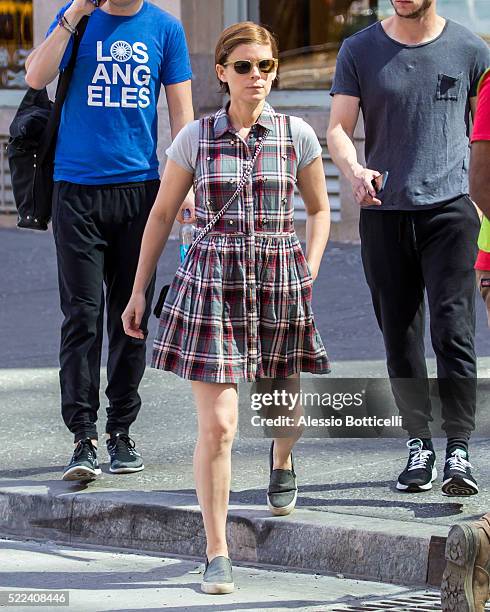 Kate Mara and Jamie Bell are seen touring The High Line in Chelsea with Kate's brother John Mara Jr. And a friend on April 19, 2016 in New York City.