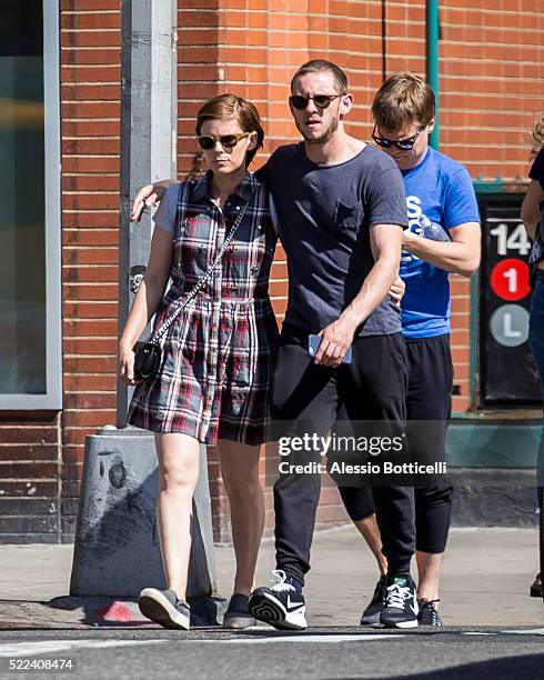 Kate Mara and Jamie Bell are seen touring The High Line in Chelsea with Kate's brother John Mara Jr. And a friend on April 19, 2016 in New York City.