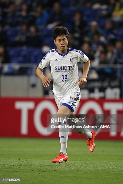 Min Sang-gi of Suwon Samsung Bluewings during the AFC Champions League Group G match between Gamba Osaka and Suwon Samsung Bluewings at Suita City...