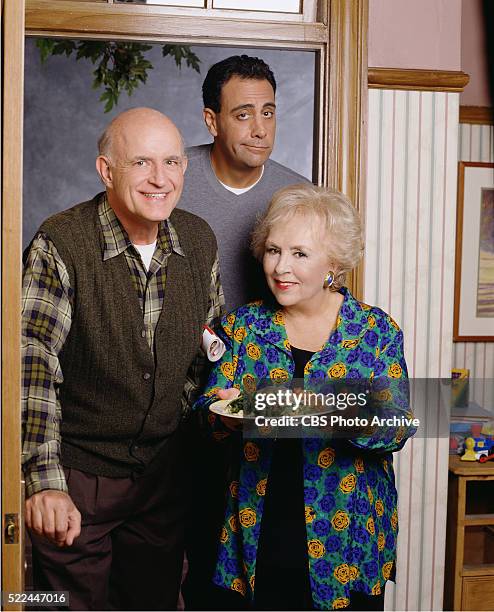 Peter Boyle, left, Brad Garrett and Doris Roberts star on EVERYBODY LOVES RAYMOND.