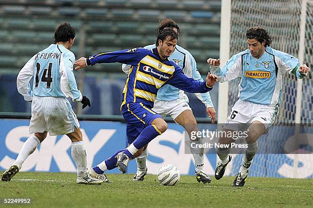 Alberto Gilardino of Lazio in action during the match between Lazia and Parma at the Olympico Stadium on February 27, 2005 in Rome, Italy.