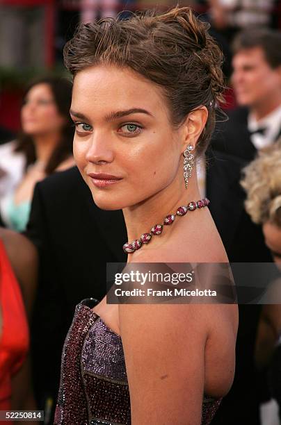 Model Natalia Vodianova arrives the 77th Annual Academy Awards at the Kodak Theater on February 27, 2005 in Hollywood, California.