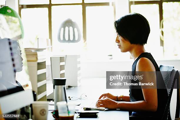 1,122 Woman Desktop Computer Profile Stock Photos, High-Res Pictures ...