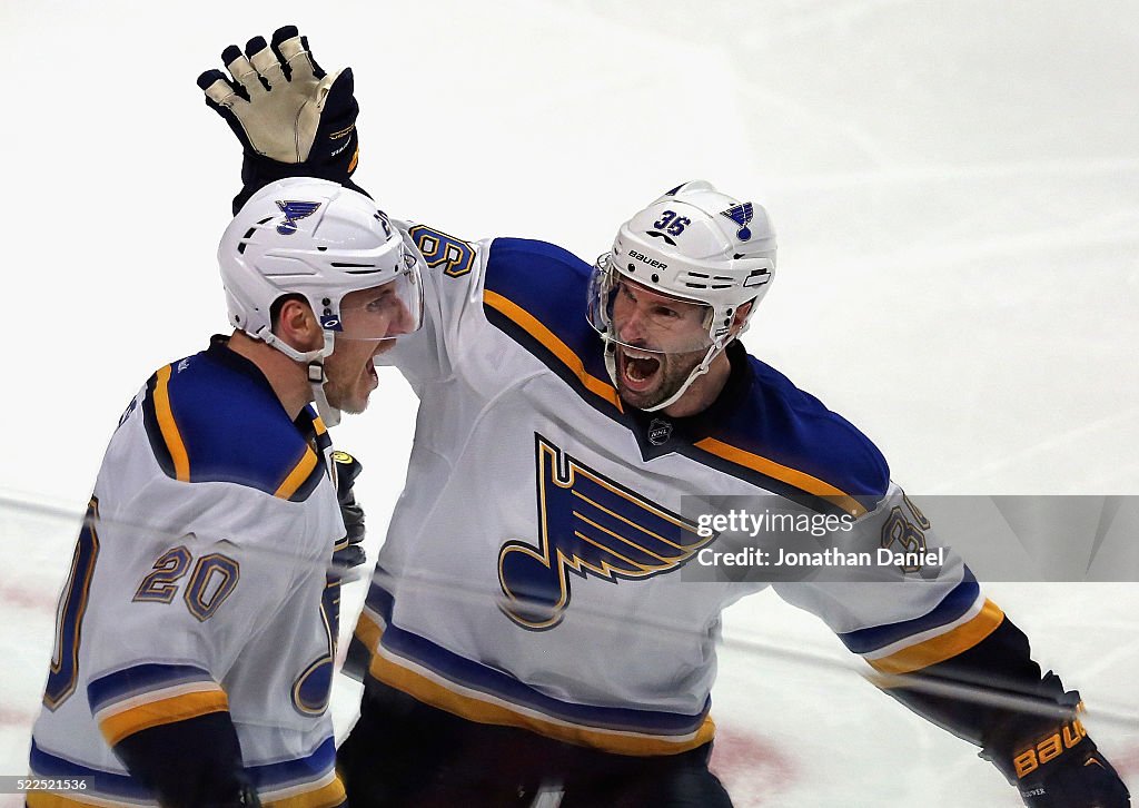 St. Louis Blues v Chicago Blackhawks - Game Four