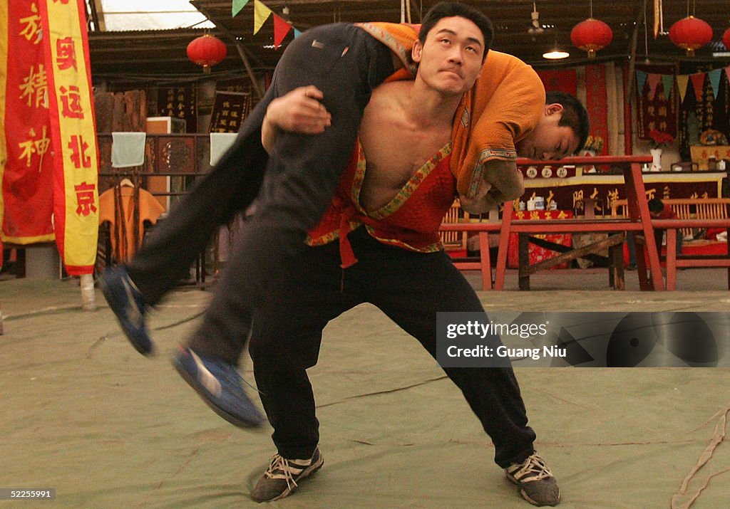 Performance Of  Chinese Wrestling In Beijing