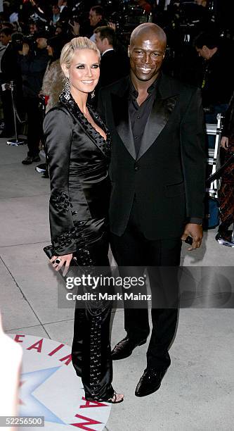 Model Heidi Klum and fiance, musician Seal, arrive at the Vanity Fair Oscar Party at Mortons on February 27, 2005 in West Hollywood, California.