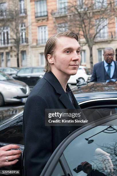 Actor Paul Dano on day 9 during Paris Fashion Week Autumn/Winter 2016/17 on March 9, 2016 in Paris, France. Paul Dano