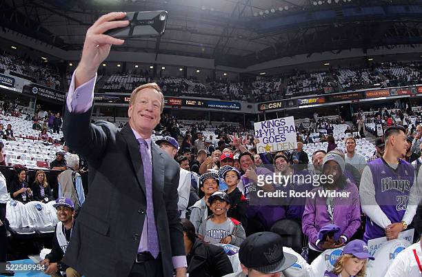 Sacramento Kings broadcaster Grant Napear takes a selfie with fans prior to the game against the Oklahoma City Thunder on April 9, 2016 at Sleep...