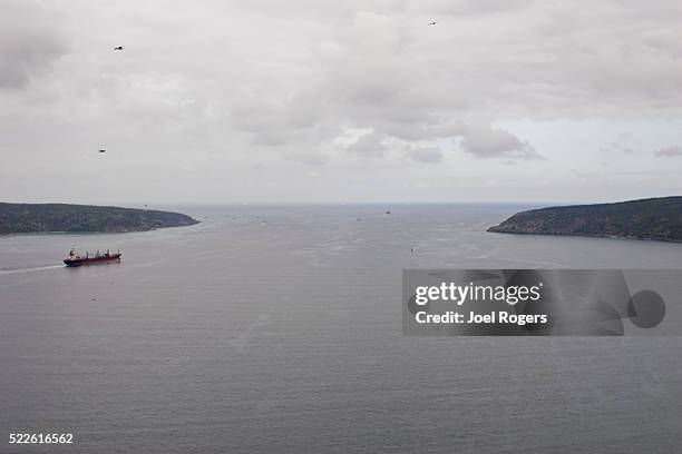 tanker near cape rumeli and yum burnu - 黒海 ストックフォトと画像