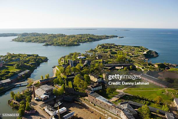 suomenlinna sea fortress in helsinki - finlândia - fotografias e filmes do acervo