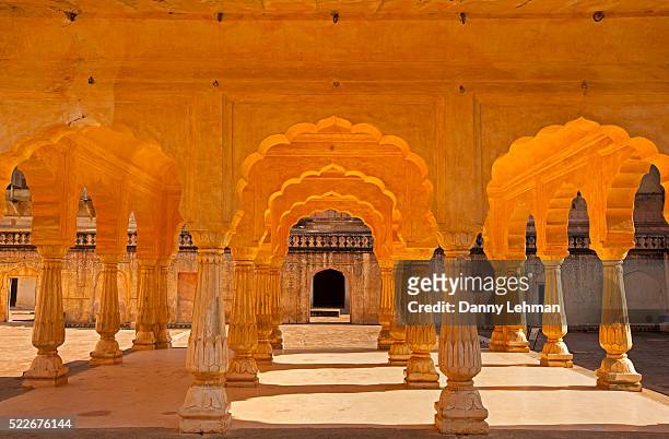 baradhari pavillion at man singh palace square in amber fort, jaipur - amber fort stockfoto's en -beelden