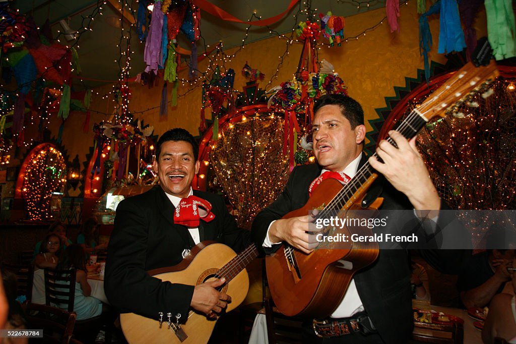 Mariachi's