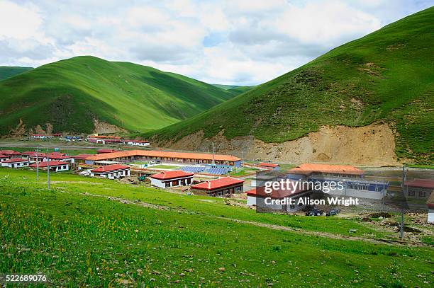 new concrete homes for the nomads - kham stock pictures, royalty-free photos & images