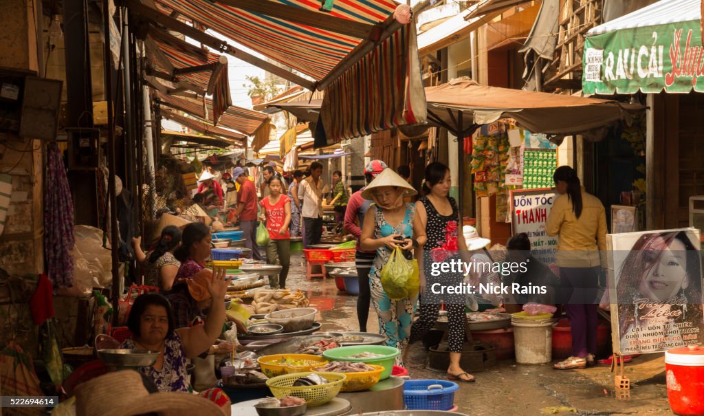 Market in Can Duoc