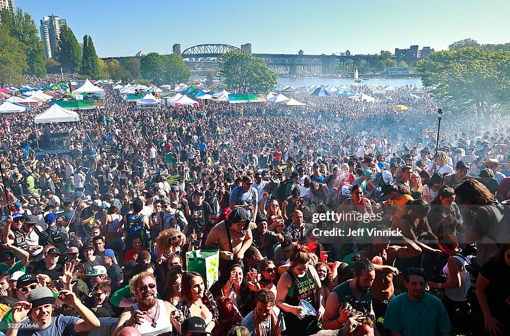 Marijuana Smokers Celebrate The Plant's Unofficial 4/20 Holiday