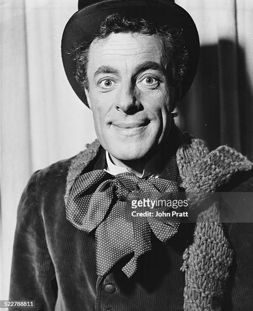 Portrait of actor Roy Paddick, in costume as 'Herbert Pocket' from 'Great Expectations', a role recently played by Alec Guinness, circa 1955.