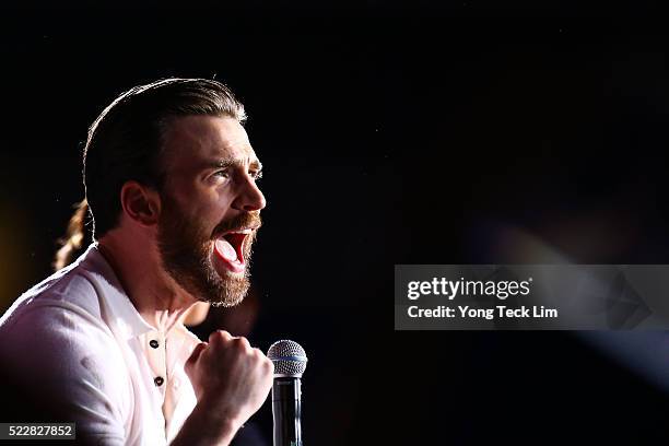American actor Chris Evans interacts with fans during the Southeast Asia premiere of Marvel's 'Captain America: Civil War' at Marina Bay Sands on...