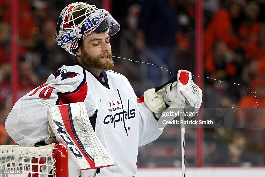 Washington Capitals v Philadelphia Flyers - Game Four