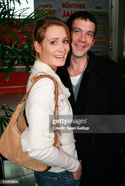 Actress Anja Kling and her husband Jens Solf attend the German premiere of "Racing Stripes" on March 6, 2005 in Berlin, Germany.