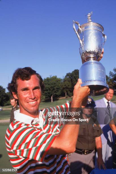 Hubert Green shows off his trophy after winnig the 1977 U.S. Open at Southern Hills Country Club, Tulsa, Oklahoma.