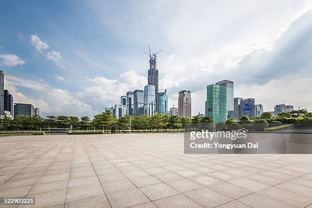 shenzhen skyline - plaza stock-fotos und bilder