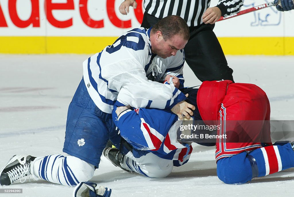 Tie Domi