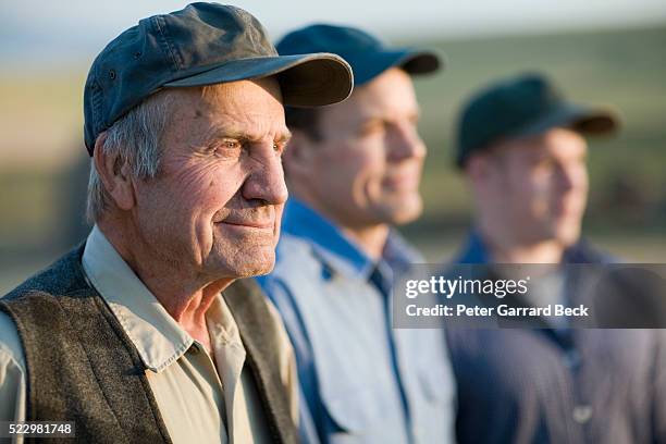 three generations of wheat farmers - 3 old people stockfoto's en -beelden