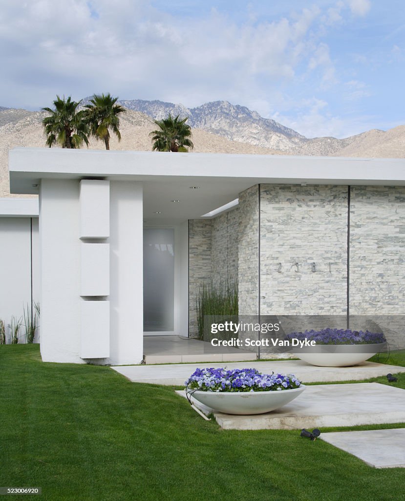 Stone Cladding Entry Entrance To Modern House With Stone Cladding High-Res Stock Photo ...