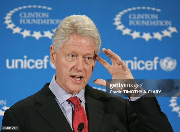 Former United States President Bill Clinton takes questions during a press conference at UNICEF House in New York 10 January 2005 CNN reported 08...