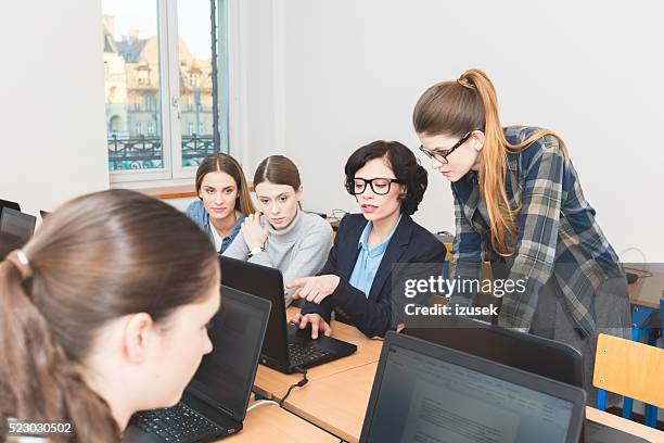 988 Girl Coder Stock Photos, High-Res Pictures, and Images - Getty Images