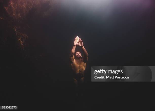 freedive - free diving stock pictures, royalty-free photos & images
