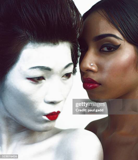 beautiful women in traditional makeup - japanese eyeliner stock pictures, royalty-free photos & images
