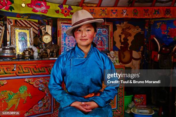 mongolia, bayankhongor, uyanga batbaatar, 22 years old - mongolian culture stock pictures, royalty-free photos & images