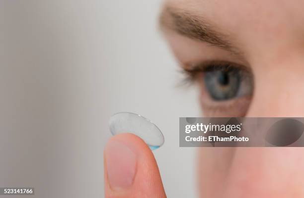 contact lenses - contact lens stock pictures, royalty-free photos & images