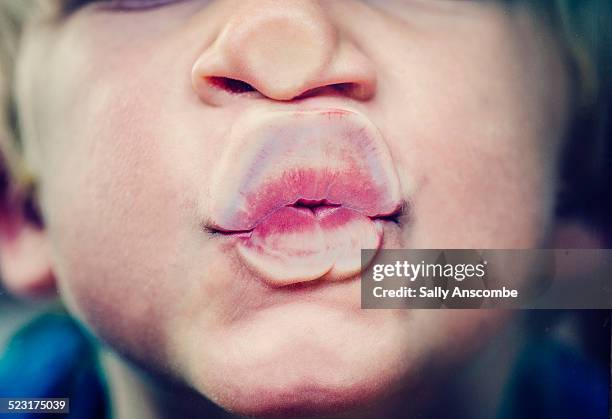 キス顔 6,782 キス 顔 Stock Photos, High-Res Pictures, and Images - Getty Images