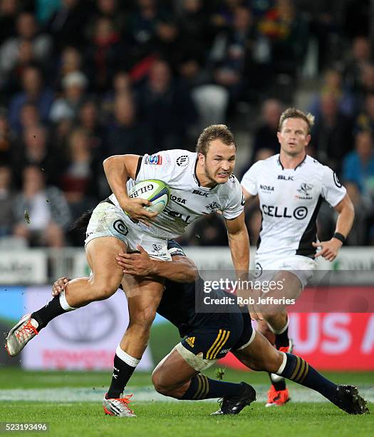 Andre Esterhuizen of the Sharks on the charge during the round nine Super Rugby match between the Highlanders and the Sharks at Forsyth Barr Stadium...