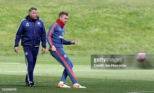 Manager Sam Allardyce watches Jan Kirchhoff during Sunderland AFC training session at The Academy of Light on April 22, 2016 in Sunderland, England.